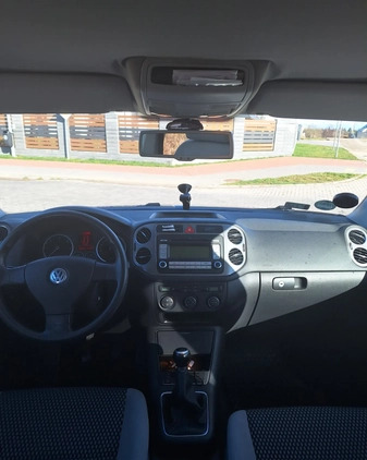 Volkswagen Tiguan cena 27500 przebieg: 301000, rok produkcji 2007 z Kołobrzeg małe 301